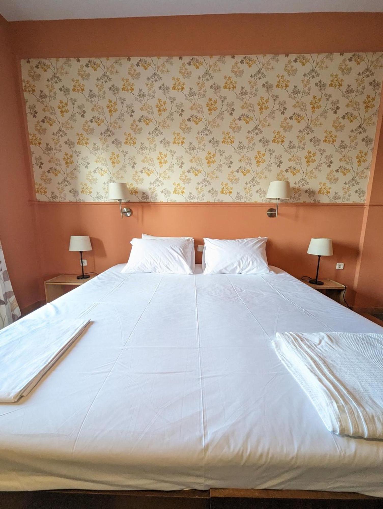 Okeania Seafront Rooms In קמנה וורלה מראה חיצוני תמונה