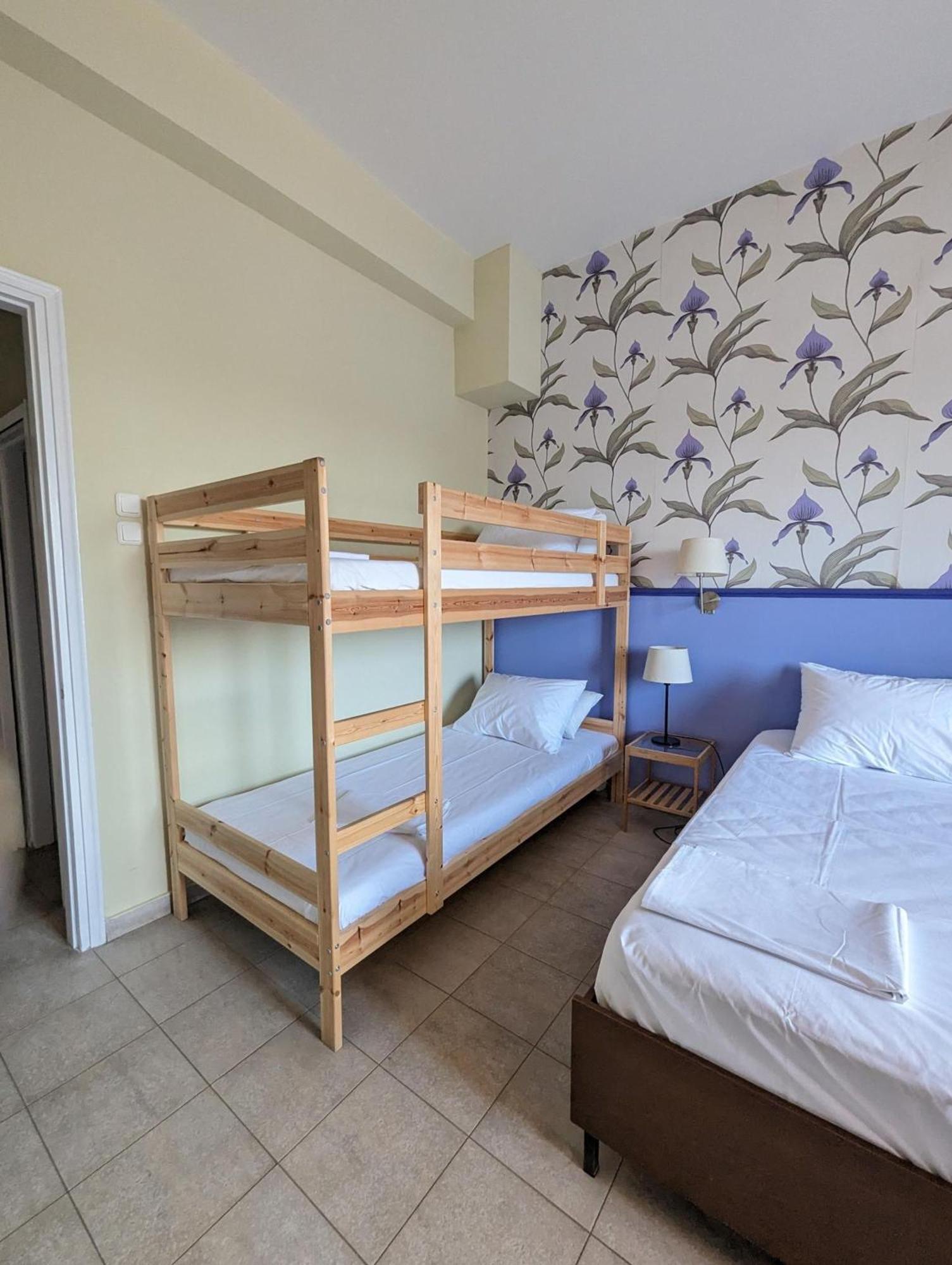 Okeania Seafront Rooms In קמנה וורלה מראה חיצוני תמונה
