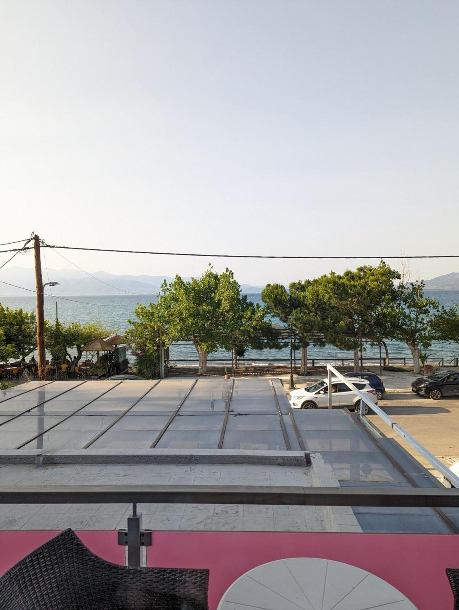 Okeania Seafront Rooms In קמנה וורלה מראה חיצוני תמונה