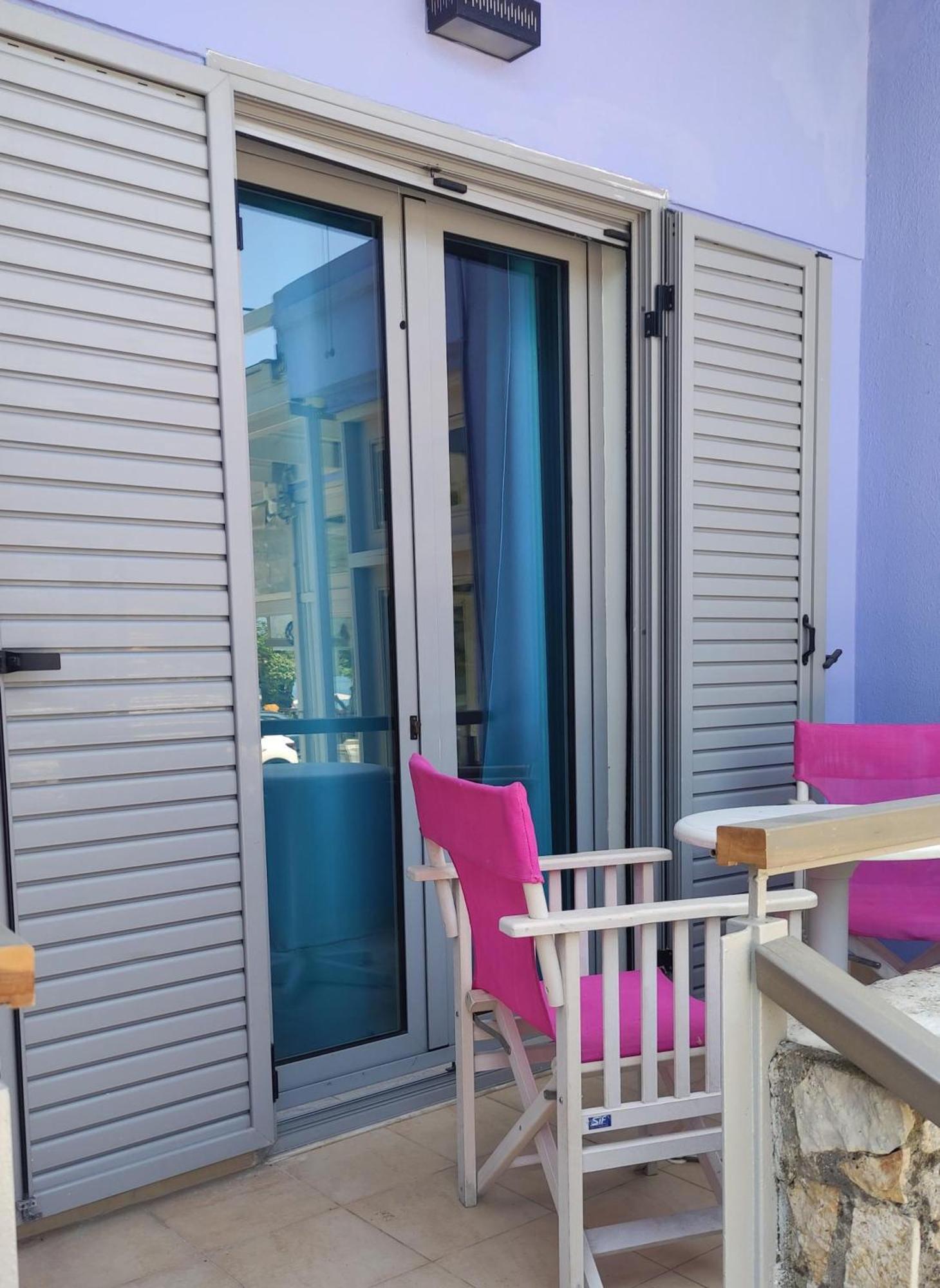 Okeania Seafront Rooms In קמנה וורלה מראה חיצוני תמונה
