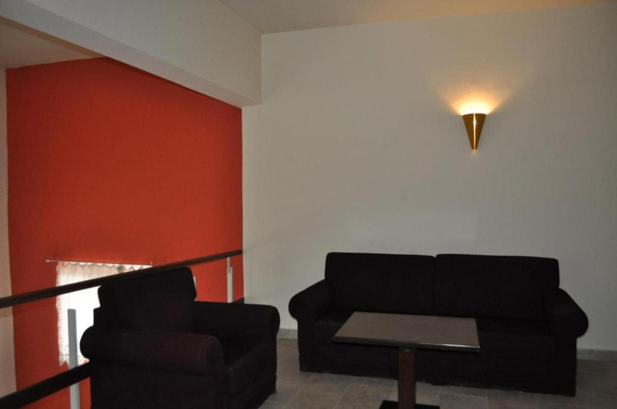 Okeania Seafront Rooms In קמנה וורלה מראה חיצוני תמונה