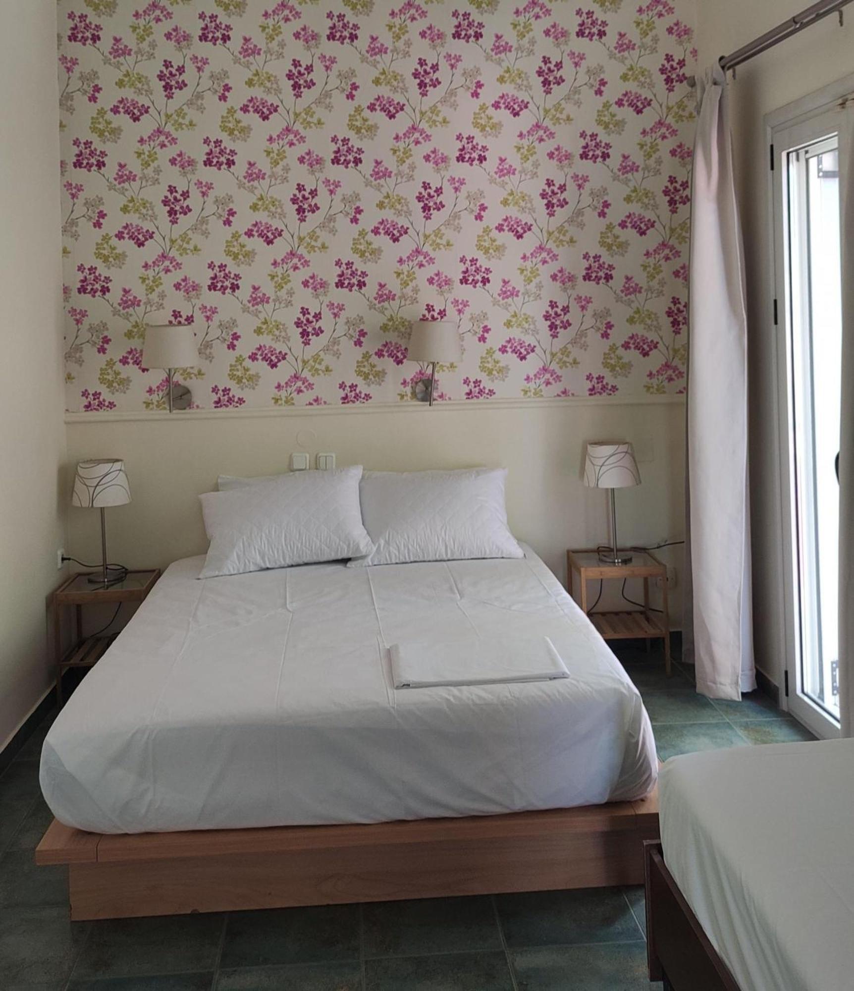 Okeania Seafront Rooms In קמנה וורלה מראה חיצוני תמונה